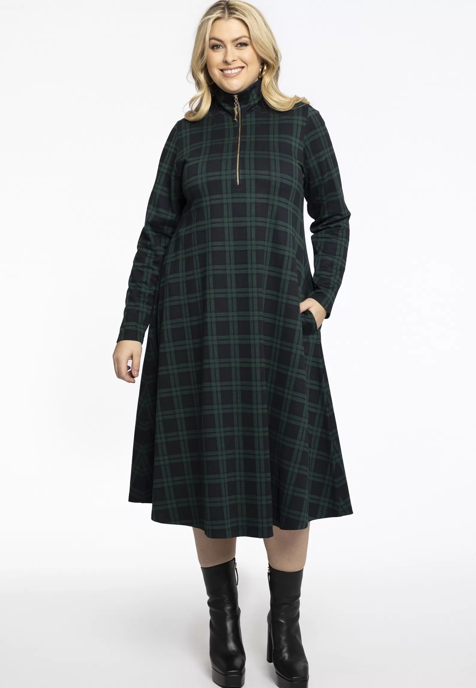 Hot Dress Long Zipped Collar Gilly Women Dresses
