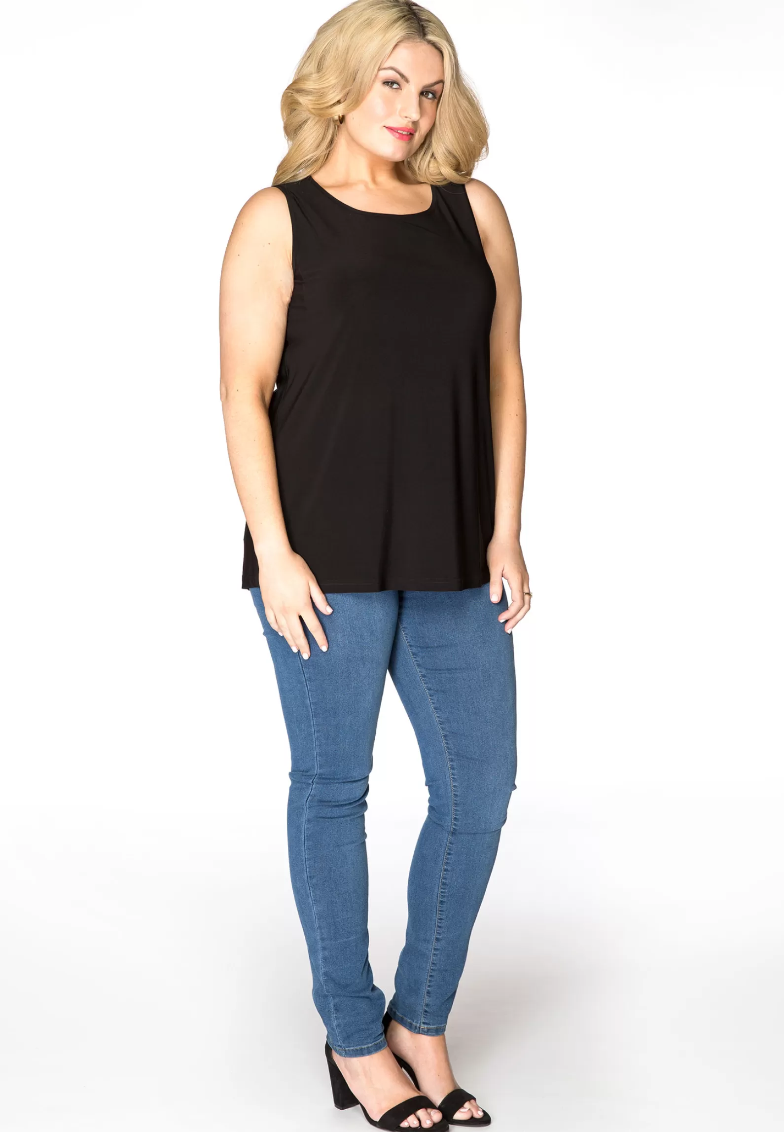 New Singlet Relax Fit Dolce Women Singlets